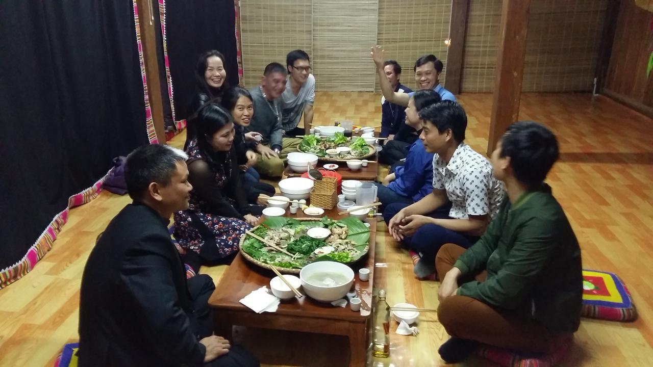 Homestay Lan Rung Nghia Lo Esterno foto