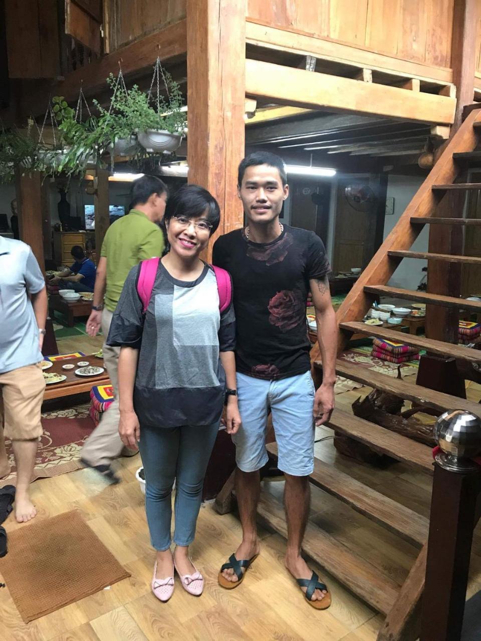 Homestay Lan Rung Nghia Lo Esterno foto